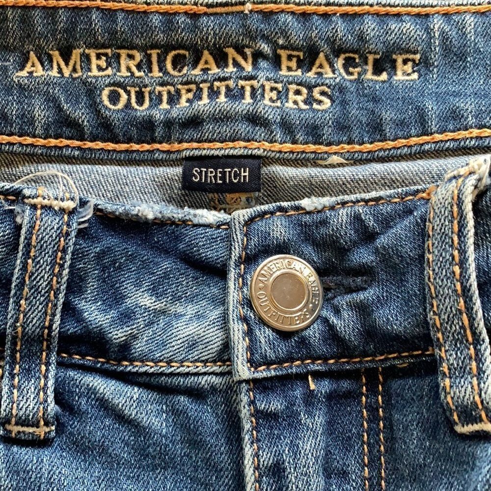 EXCELLENT DISTRESSED CONDITION WOMEN’S 6 AMERICAN EAGLE HI-RISE SHORTIE SHORTS - Picture 6 of 7